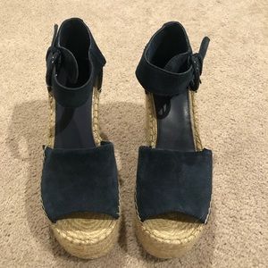 Marc Fisher Alida espadrille platform wedge size 7